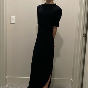 Icône large, black, soft dress